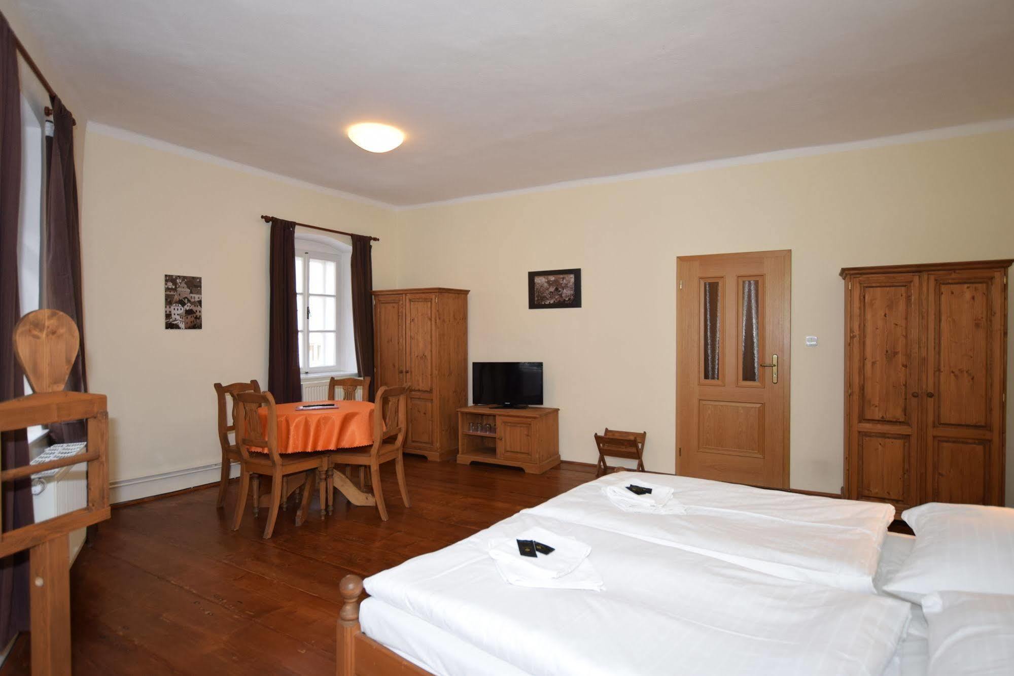 Pension Zámecká Apartmá - Castle Apartments Český Krumlov Exterior foto