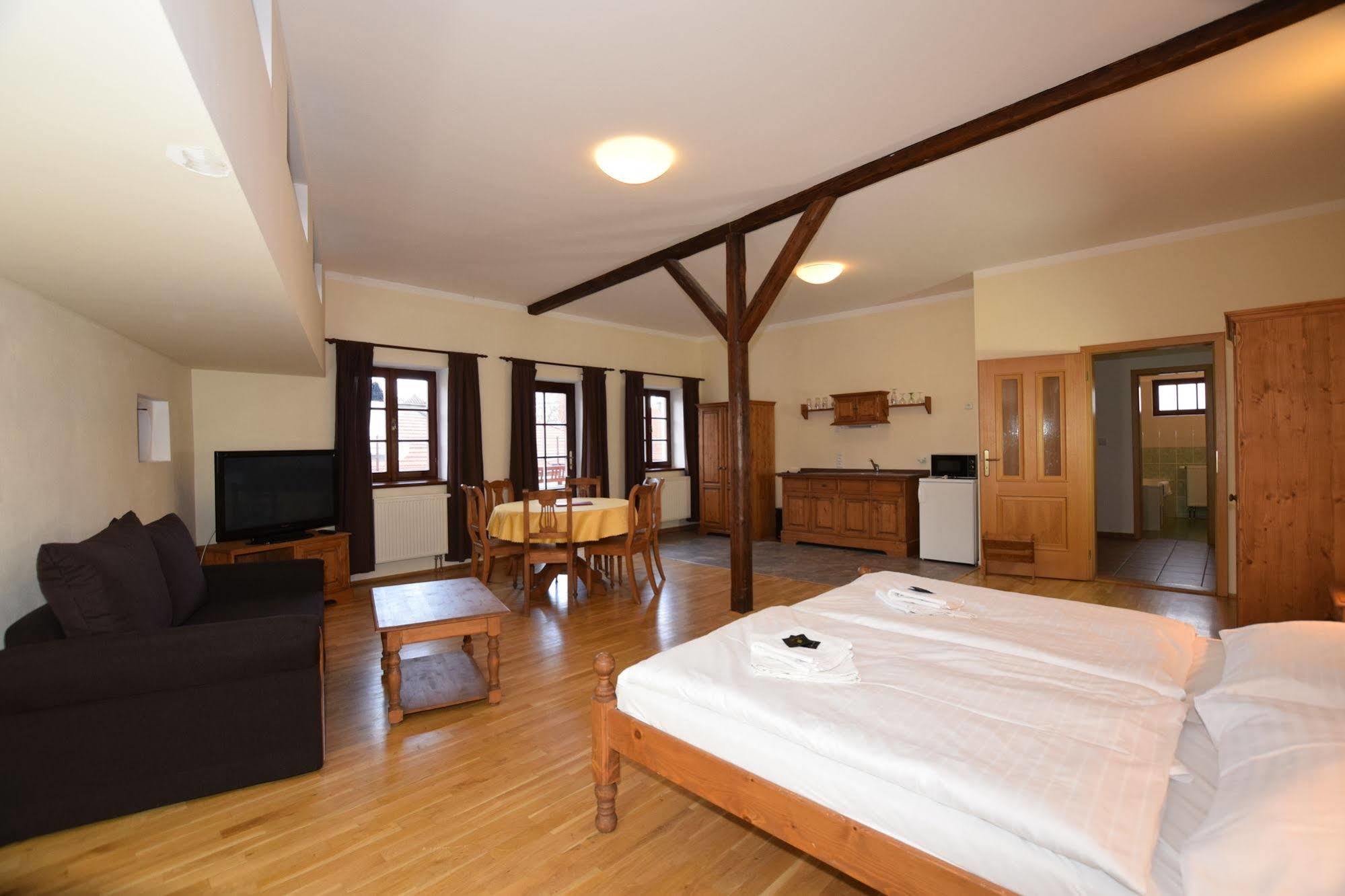 Pension Zámecká Apartmá - Castle Apartments Český Krumlov Exterior foto