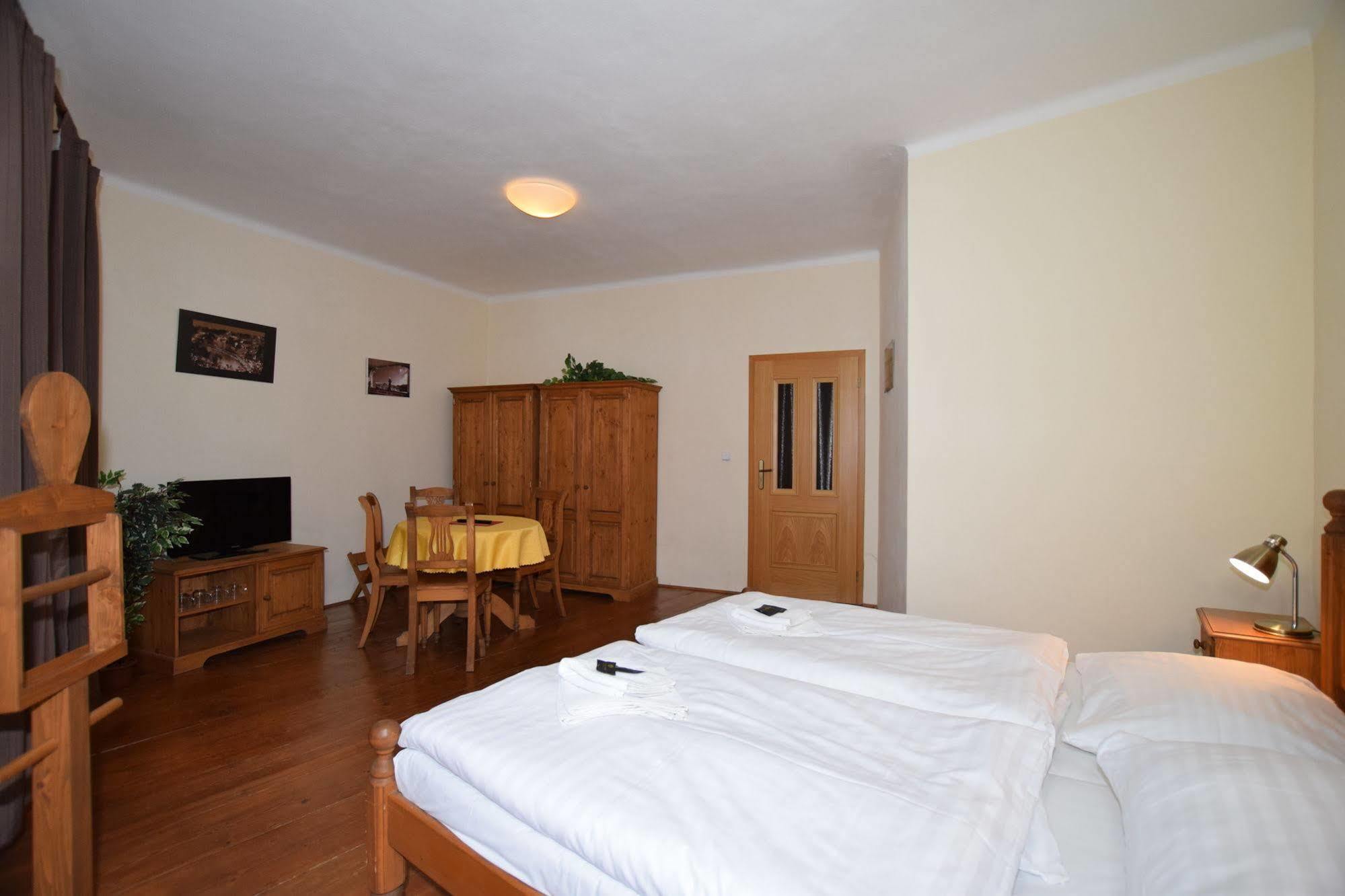 Pension Zámecká Apartmá - Castle Apartments Český Krumlov Exterior foto